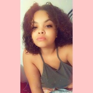 Meet your Posher, Cerena